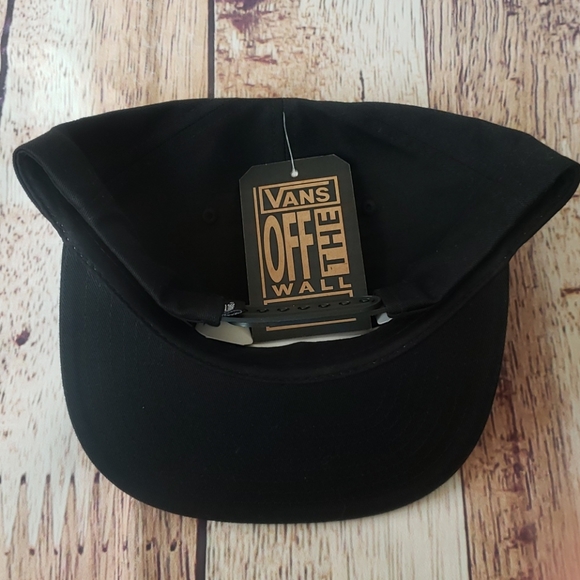 Vans off the Wall Hat - Picture 4 of 6